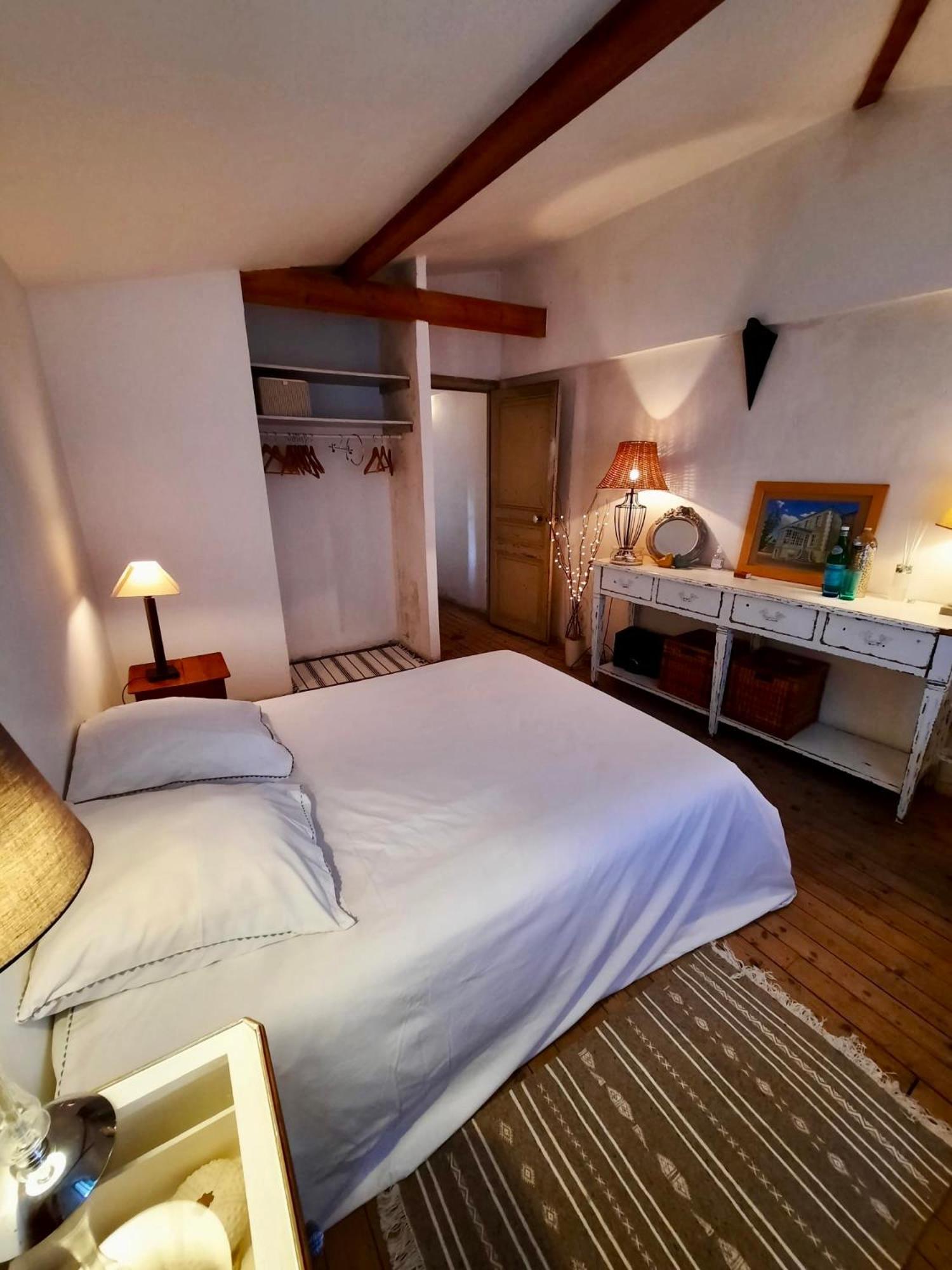 Pierres Et Jardins Bed & Breakfast Senlis  Exterior photo