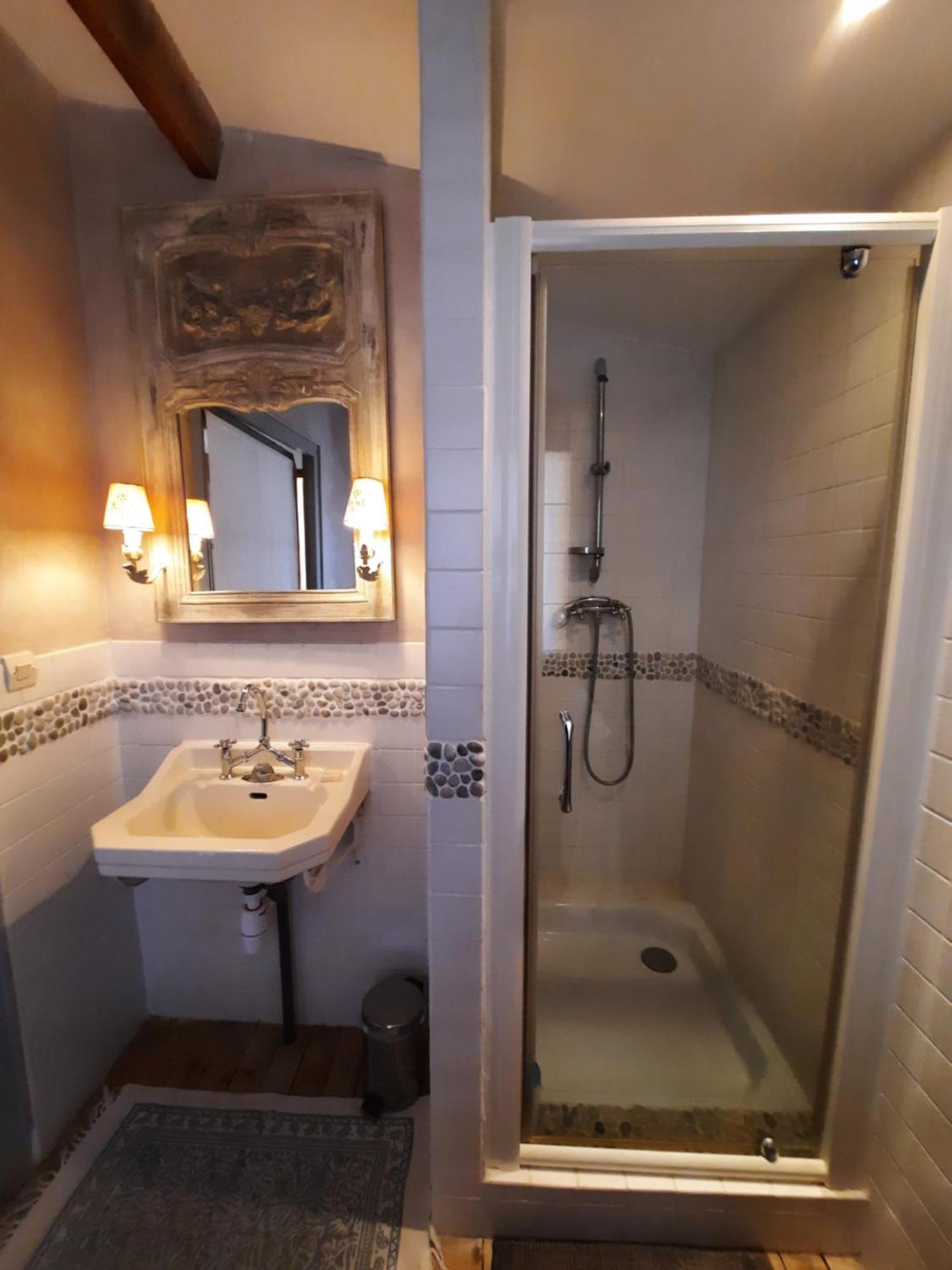Pierres Et Jardins Bed & Breakfast Senlis  Exterior photo